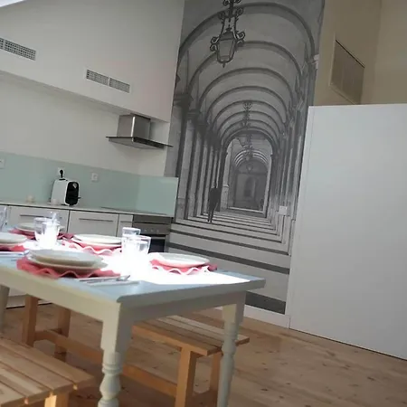 Madalena Hermitage *