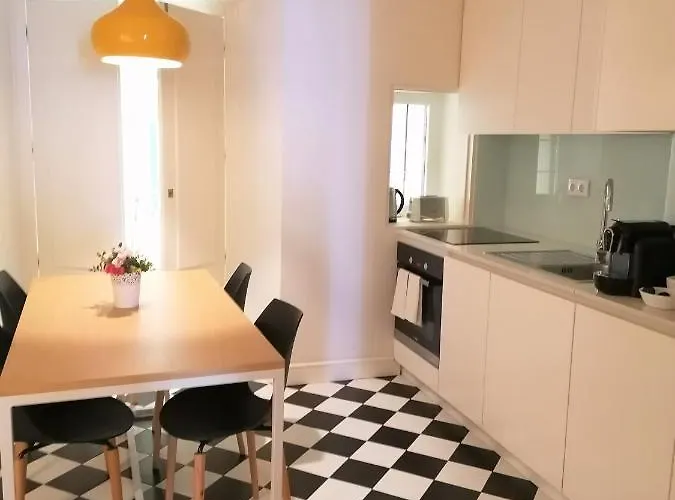 Madalena Hermitage Apartamento *